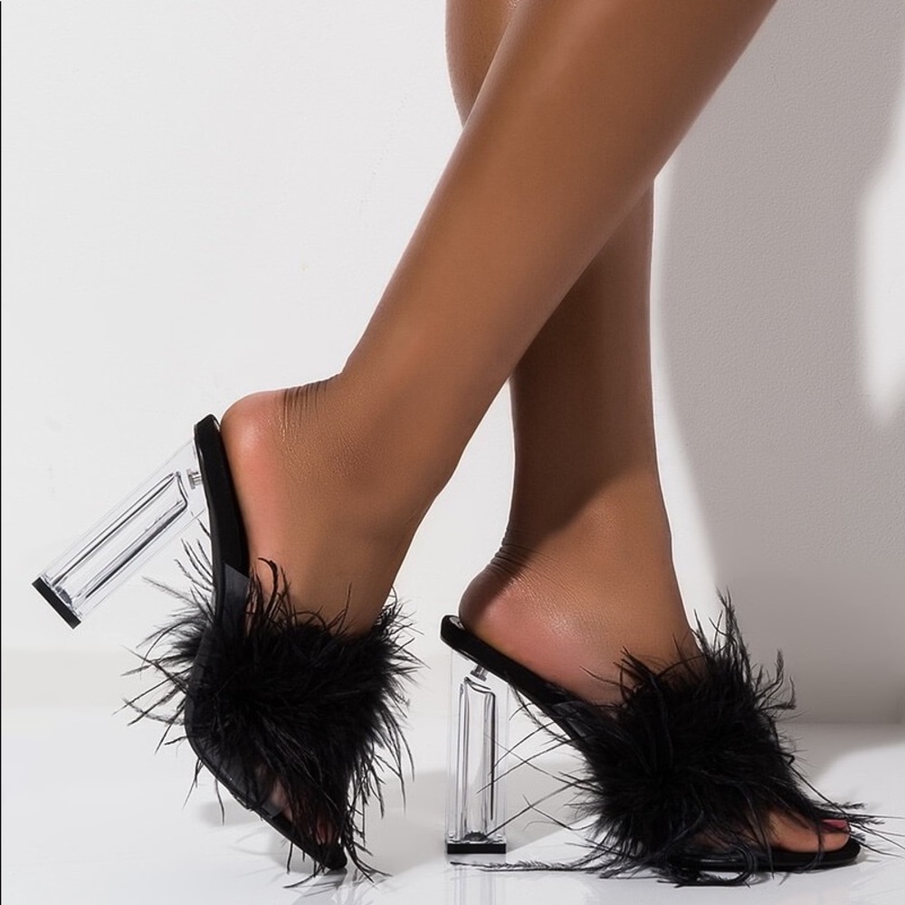 “BOA” Mule in Black w/ clear heel